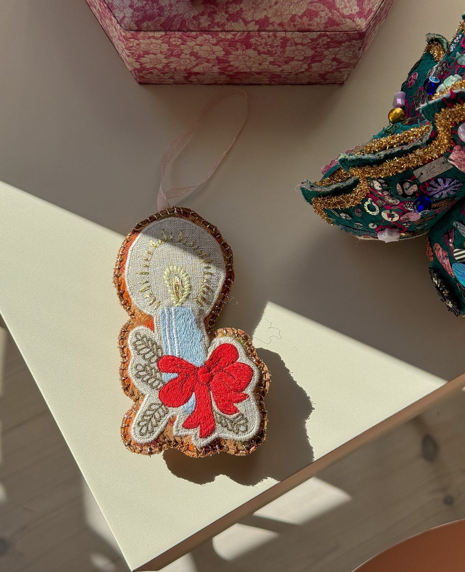 Candle SILK Ornament