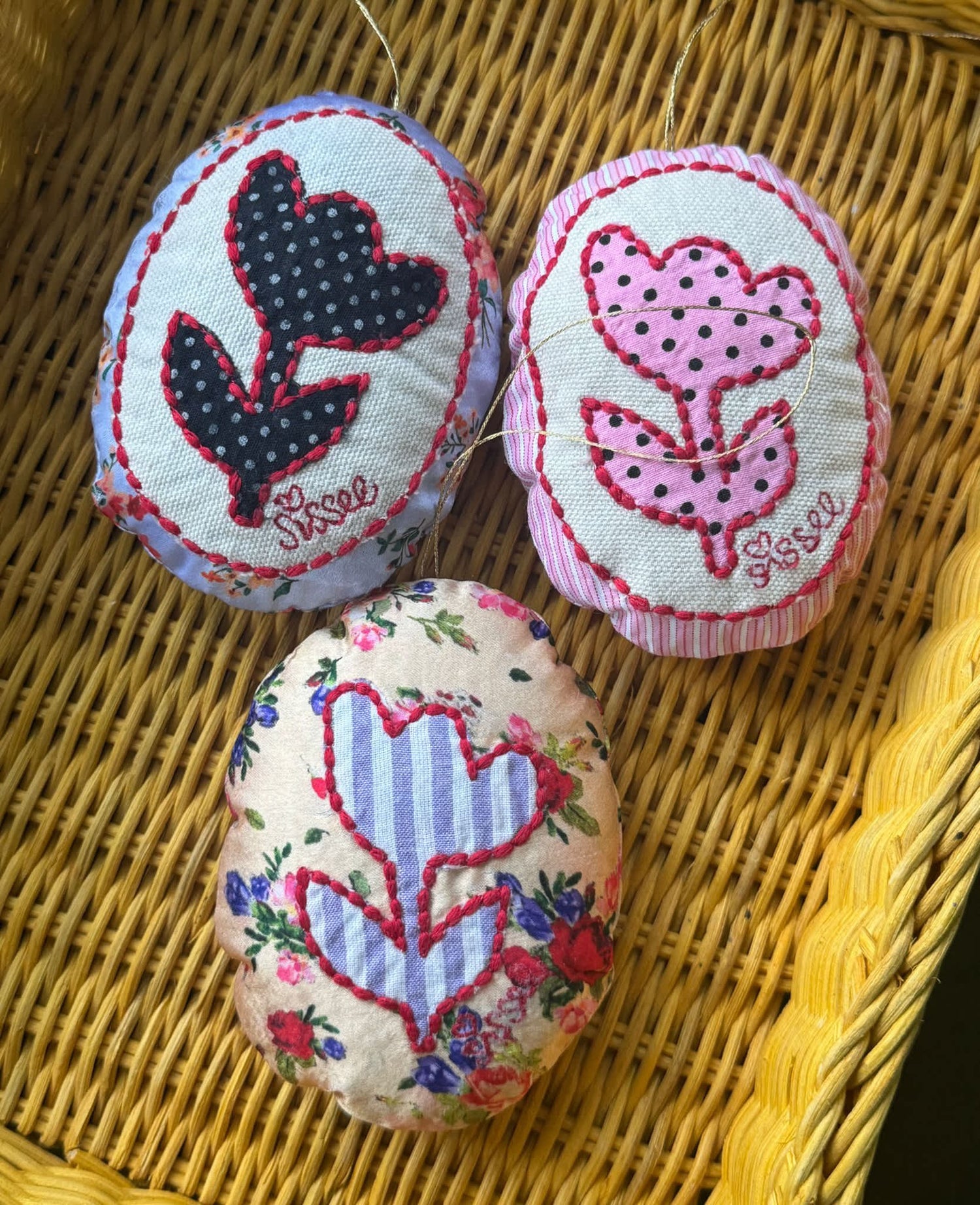 Vera Easter Egg Ornament - Golden Floral
