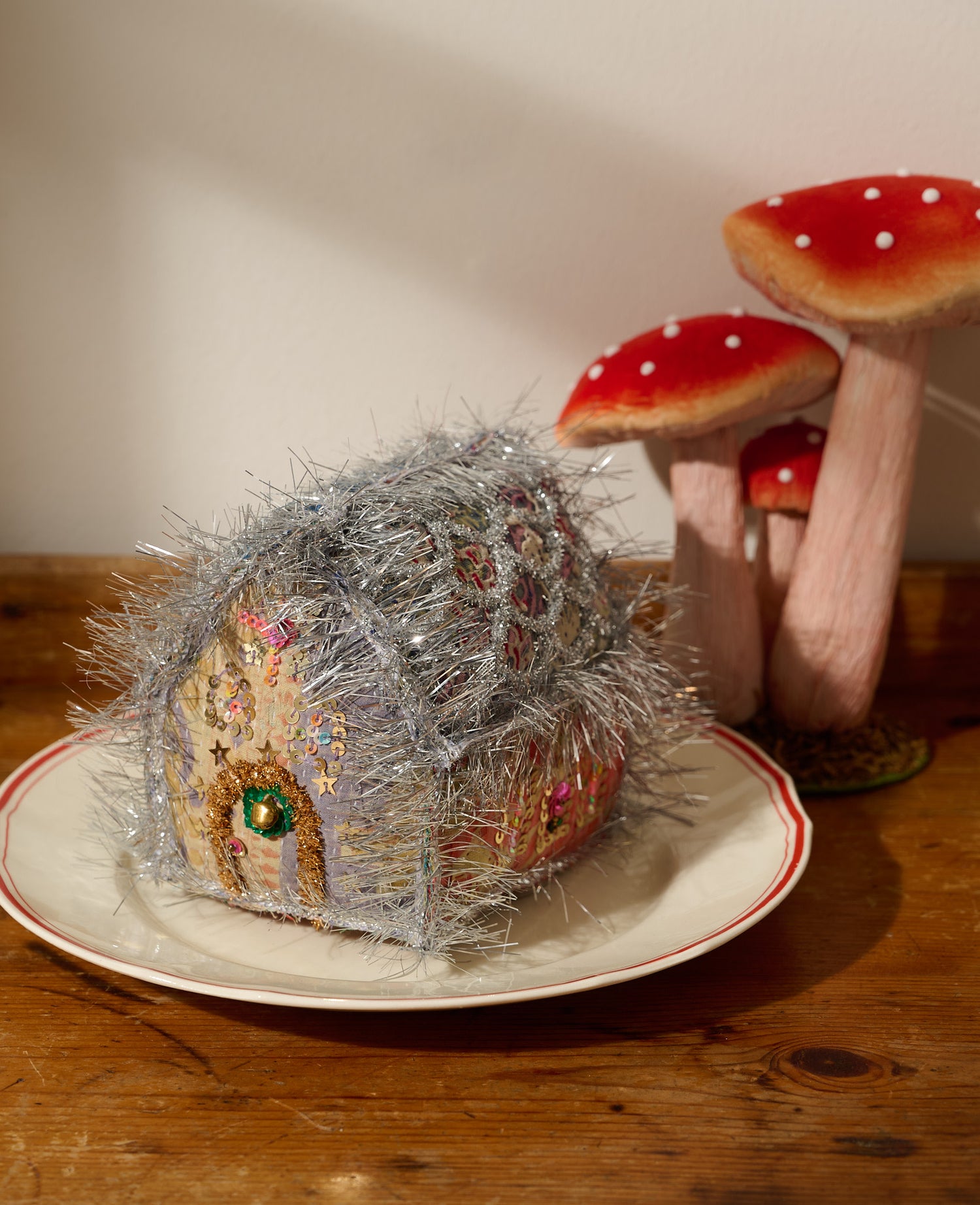 Gingerbread House - MEDIUM - No. 257