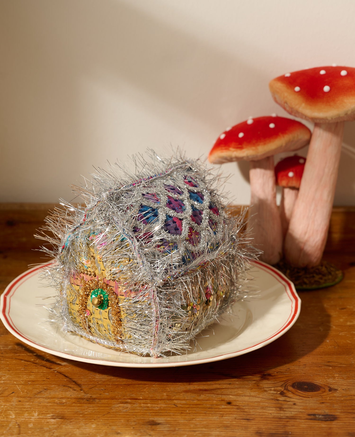 Gingerbread House - MEDIUM - No. 407