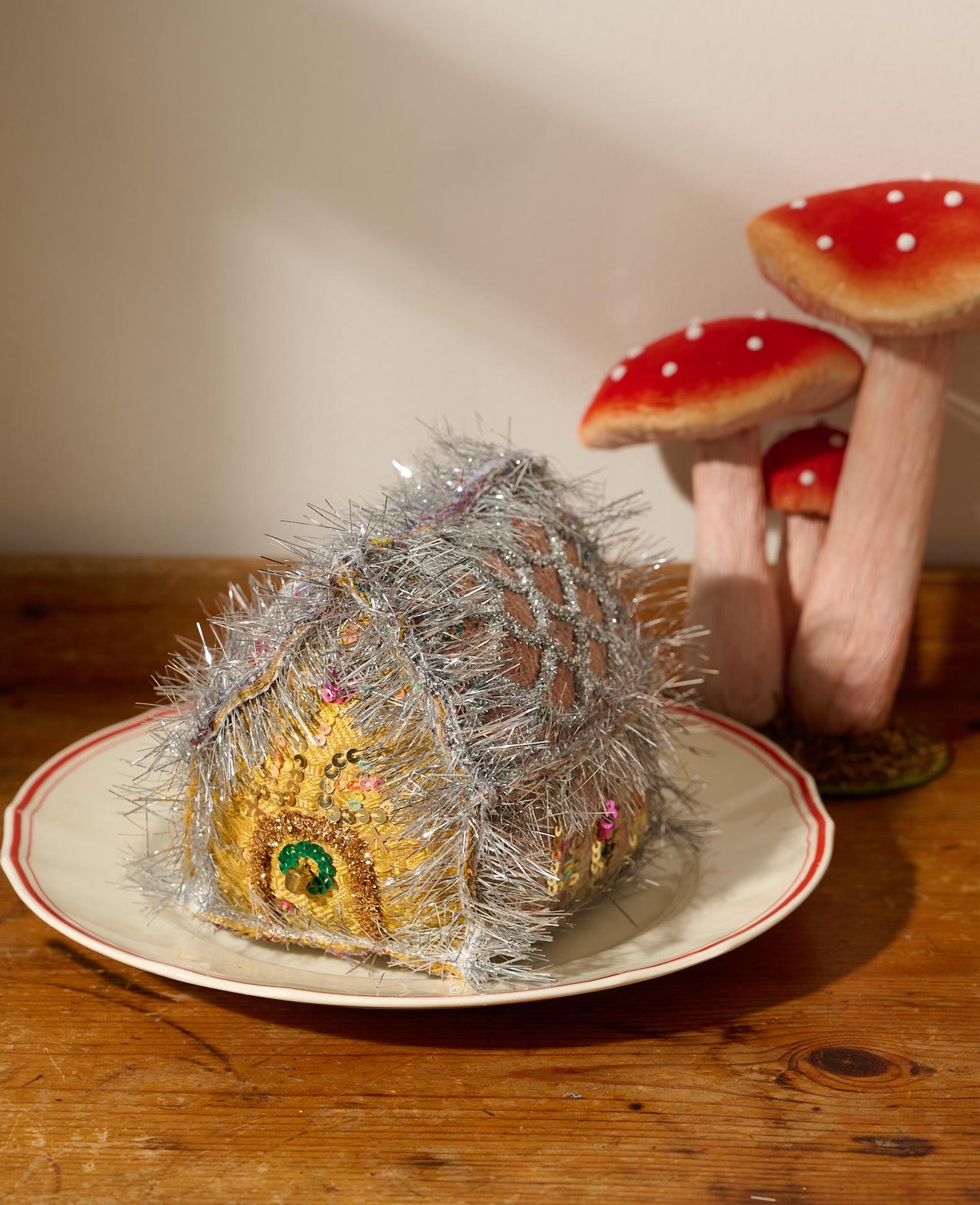 Gingerbread House - MEDIUM - No. 443