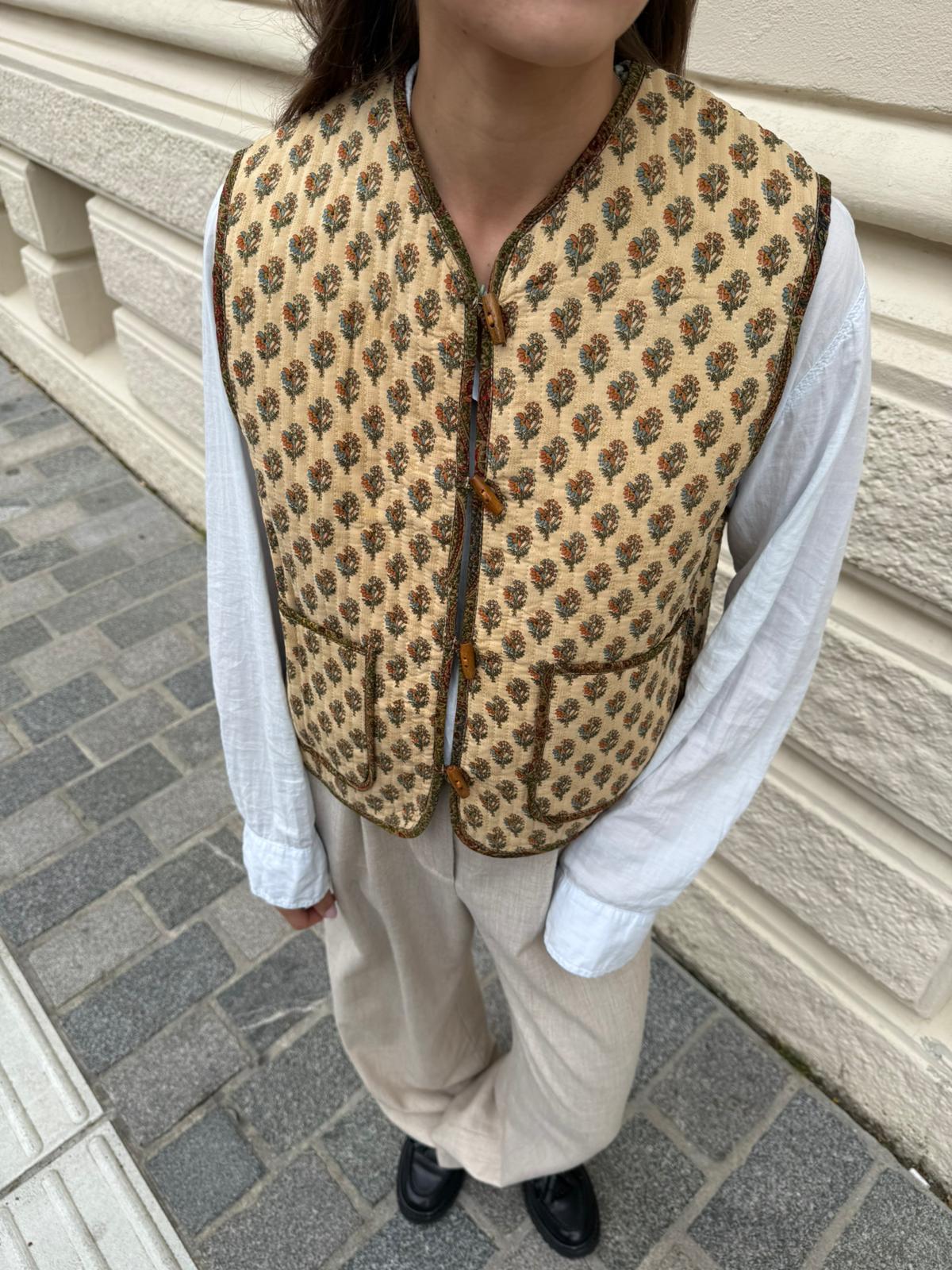 Amalie SILK Vest - No. 165