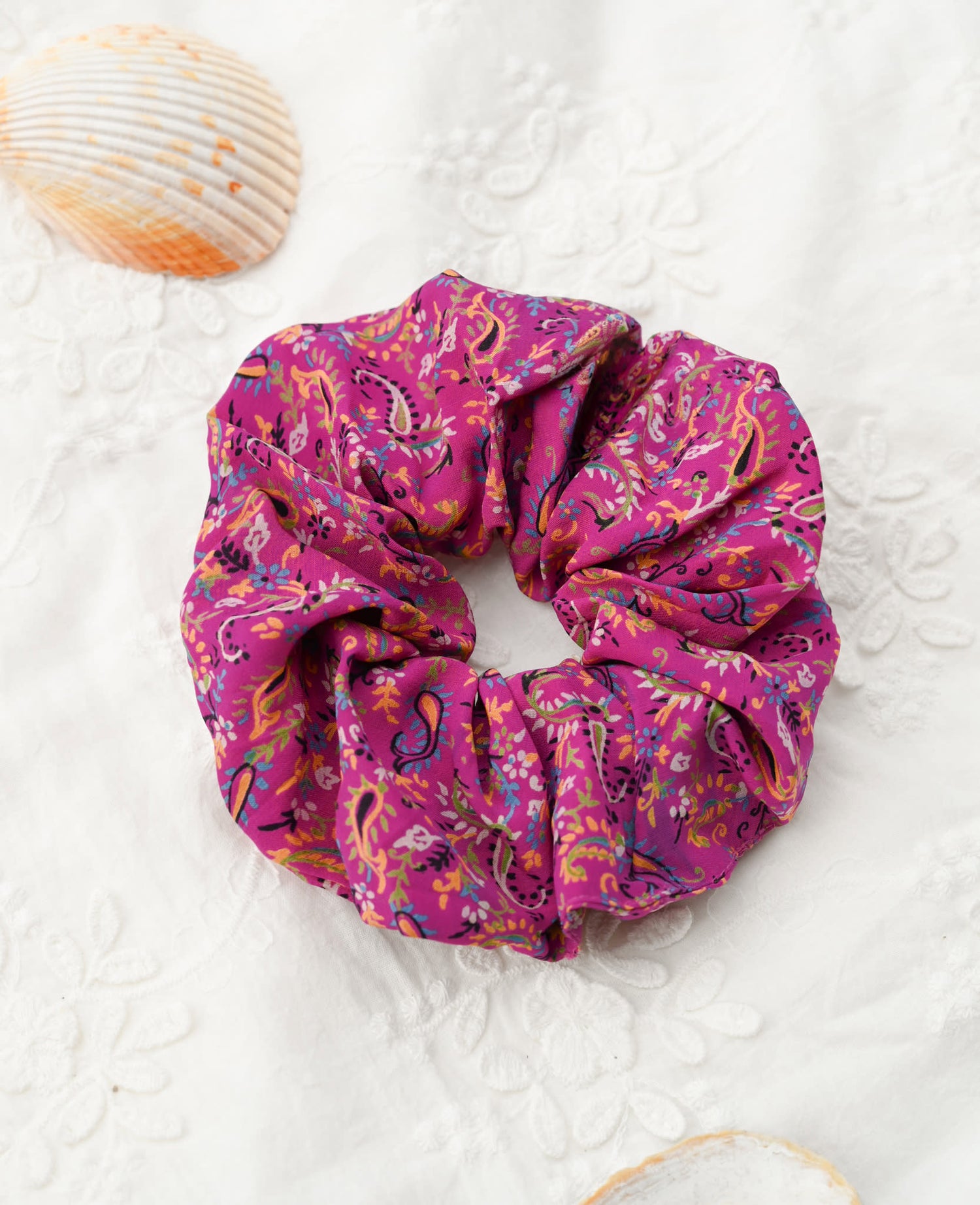 Meadow SILK Scrunchie - No. 107