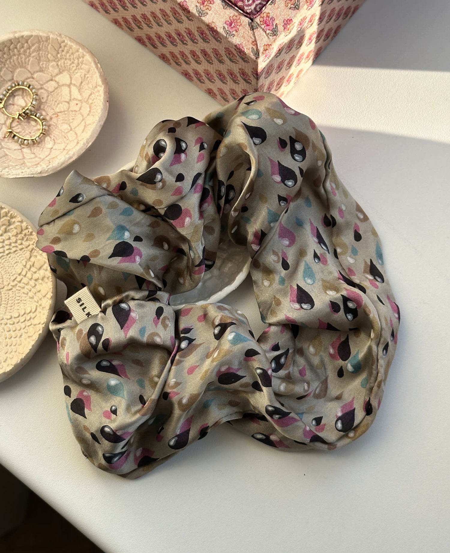 Meadow SILK Scrunchie - No. 41