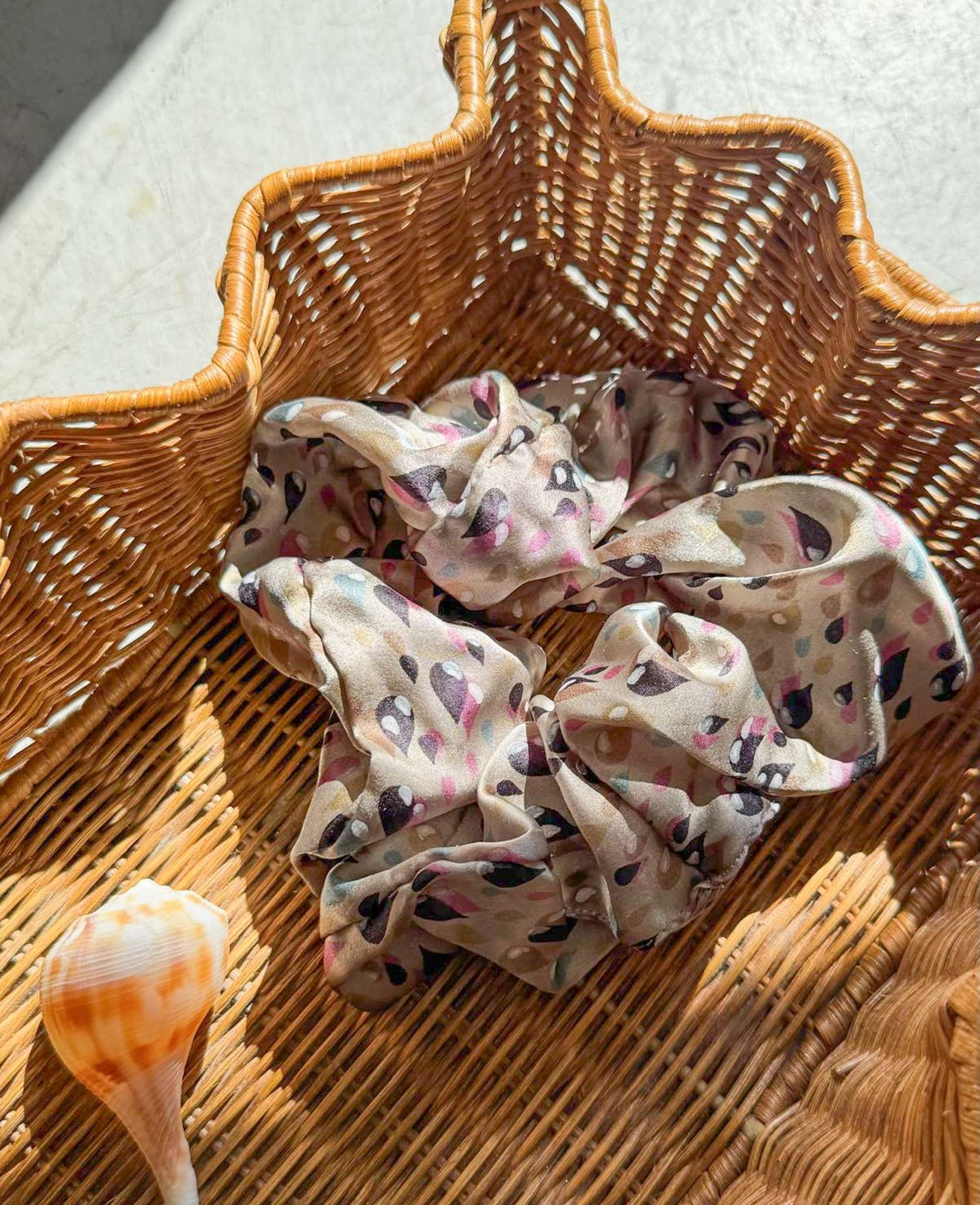 Meadow SILK Scrunchie - No. 41
