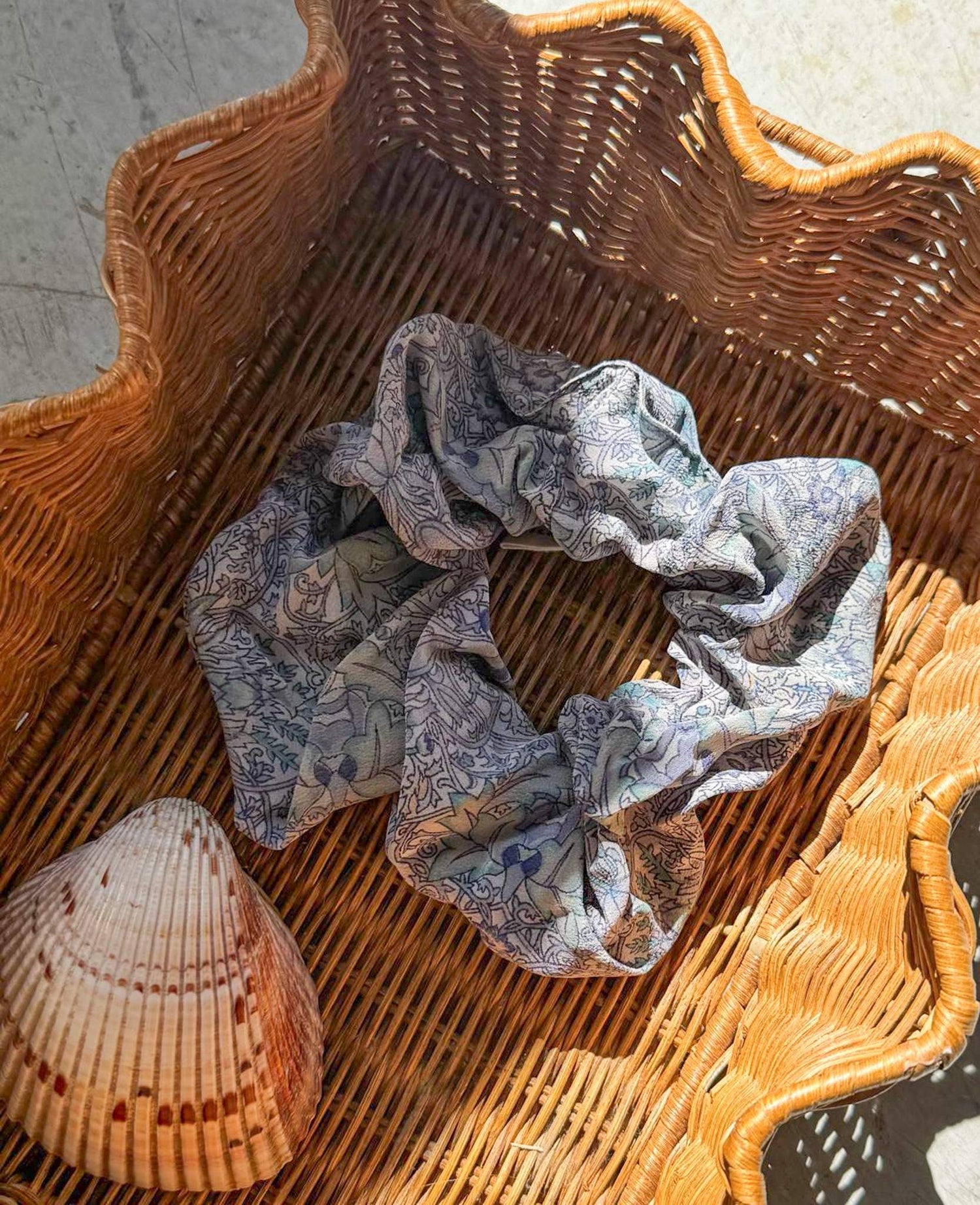 Meadow SILK Scrunchie - No. 84