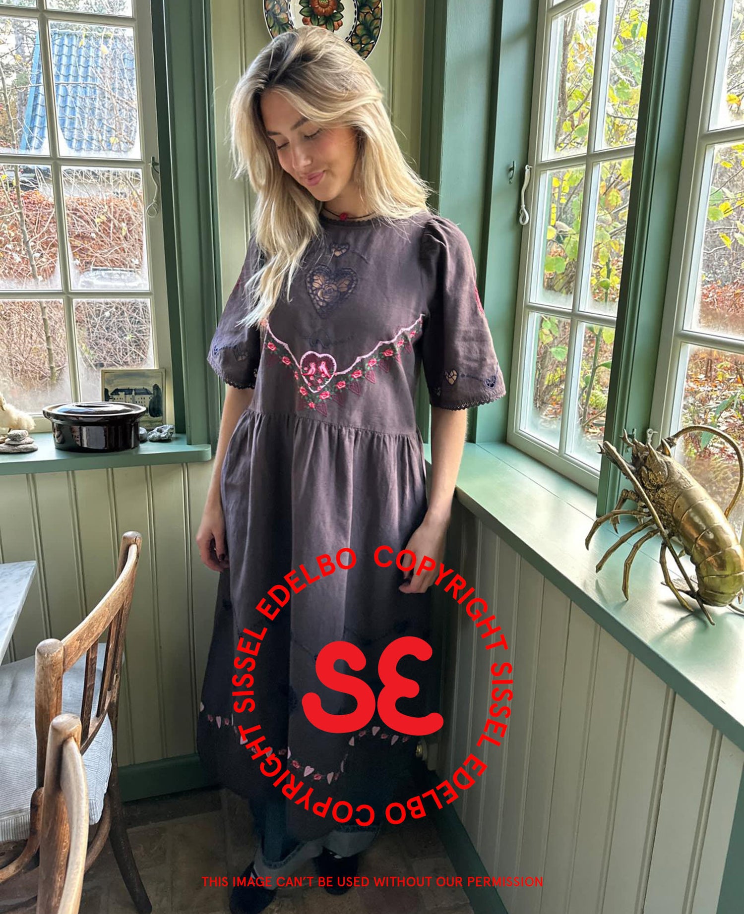 Sky Dress - Brown