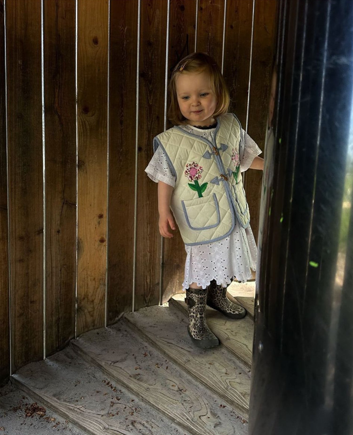 Ingeborg MINI Vest - Application